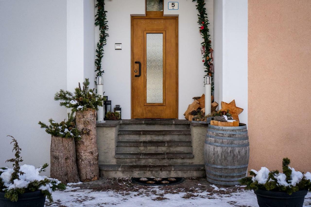 Apartments & Relax Greta Dobbiaco Zewnętrze zdjęcie
