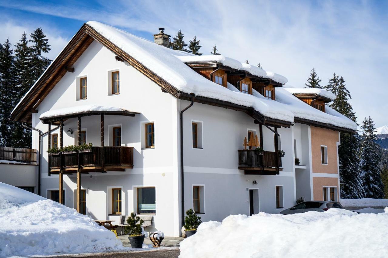Apartments & Relax Greta Dobbiaco Zewnętrze zdjęcie